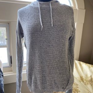 Abercrombie Gray knit hooded sweater